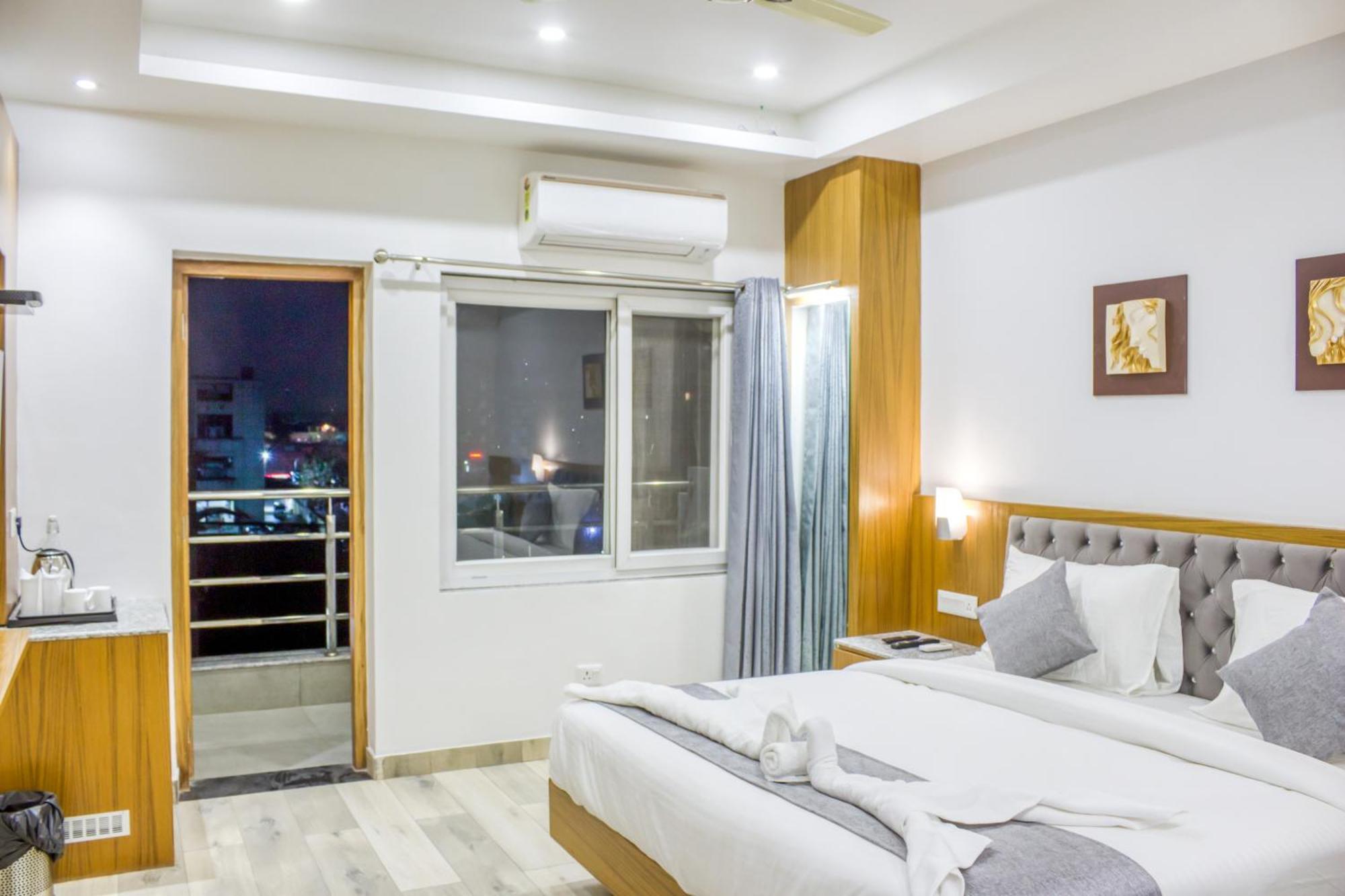 Zip By Spree Hotels Grand Legacy Prime Dehradun Exterior foto